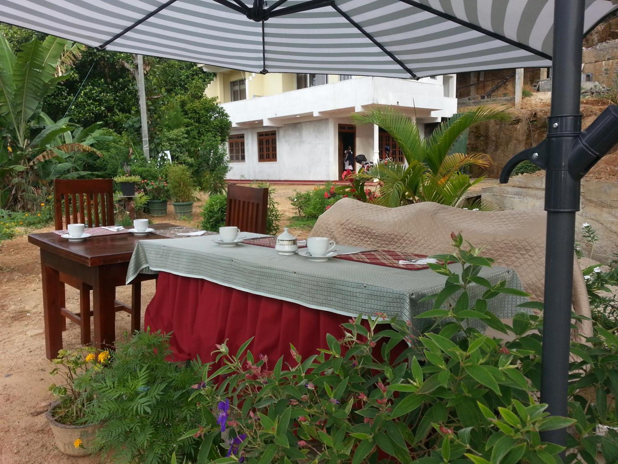 Wow Home Stay Ella Buitenkant foto